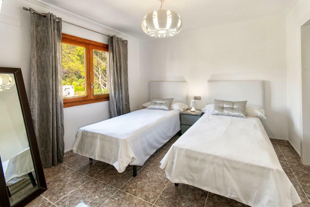 Villa Romani Sa Pobla Exteriör bild